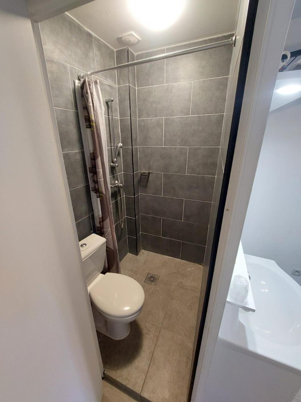 Hotel Le Kleber Montreuil  Esterno foto