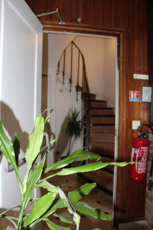 Hotel Le Kleber Montreuil  Esterno foto
